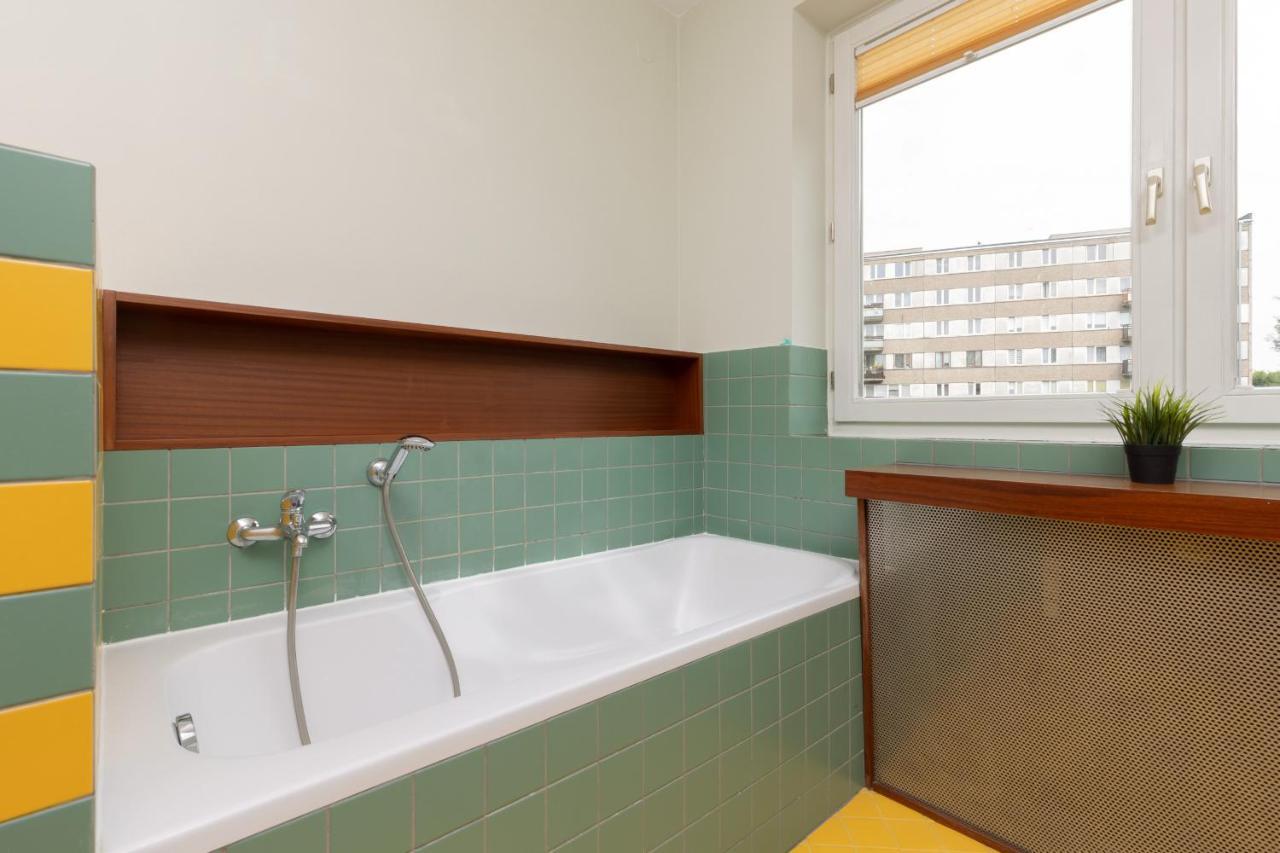 Spacious & Quiet 1 Bedroom Apartment In Pruszkow By Noclegi Renters Eksteriør bilde